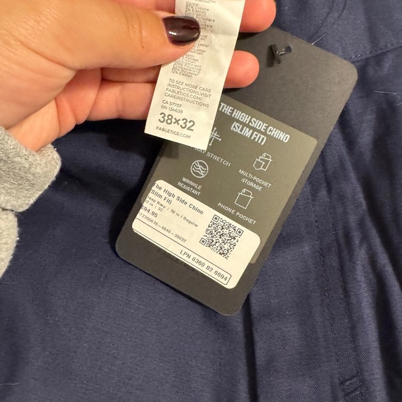 Fabletics The High Side Chino (Slim Fit) 38x32 - Picture 9 of 9